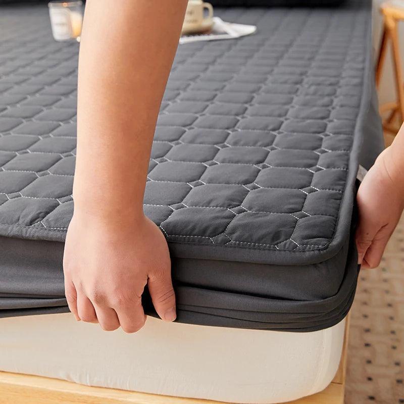 Capa Para Colchão Impermeável MaxFlex Buzz + 2 Fronhas Luxo